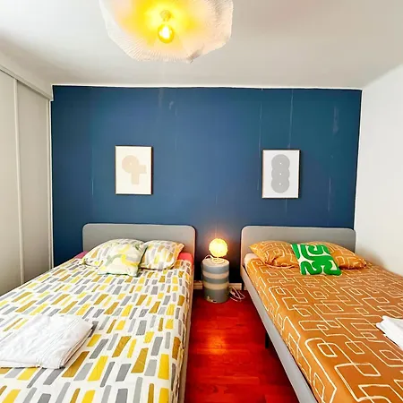 Petite Soeur - 6 & 8 Personnes - Check In H24 & Wifi Apartmán