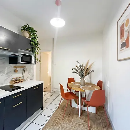 Petite Soeur - 6 & 8 Personnes - Check In H24 & Wifi Lyon